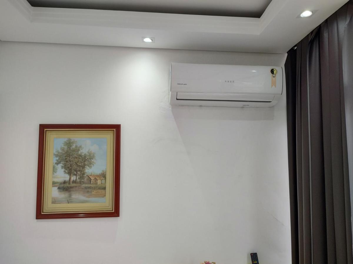 Apartamento Na Praia Do Gonzaga Сантос Екстериор снимка