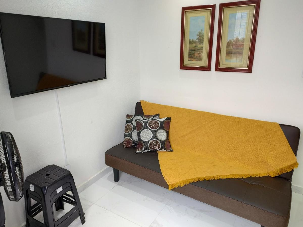 Apartamento Na Praia Do Gonzaga Сантос Екстериор снимка